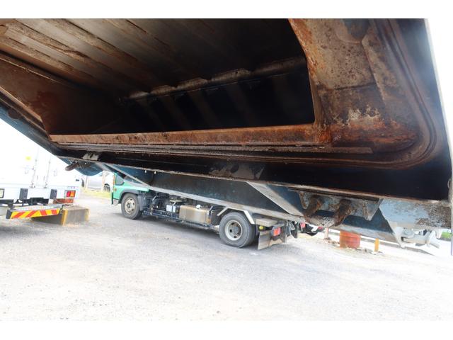 エルフトラック 　新明和　ワイドプレスパッカー車　６．０立米　積載２７００ｋｇ　汚水タンク付　連続スイッチ付（22枚目）