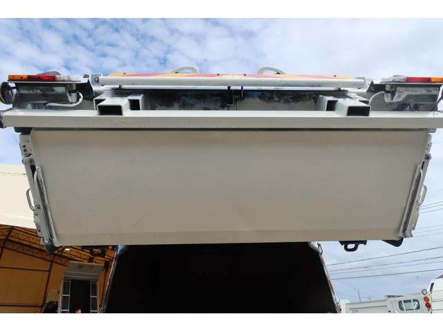 エルフトラック 　新明和　ワイドプレスパッカー車　６．０立米　積載２７００ｋｇ　汚水タンク付　連続スイッチ付（23枚目）