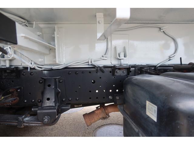 エルフトラック 　新明和　ワイドプレスパッカー車　６．０立米　積載２７００ｋｇ　汚水タンク付　連続スイッチ付（37枚目）