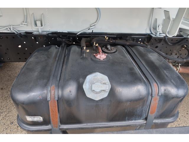 エルフトラック 　新明和　ワイドプレスパッカー車　６．０立米　積載２７００ｋｇ　汚水タンク付　連続スイッチ付（38枚目）