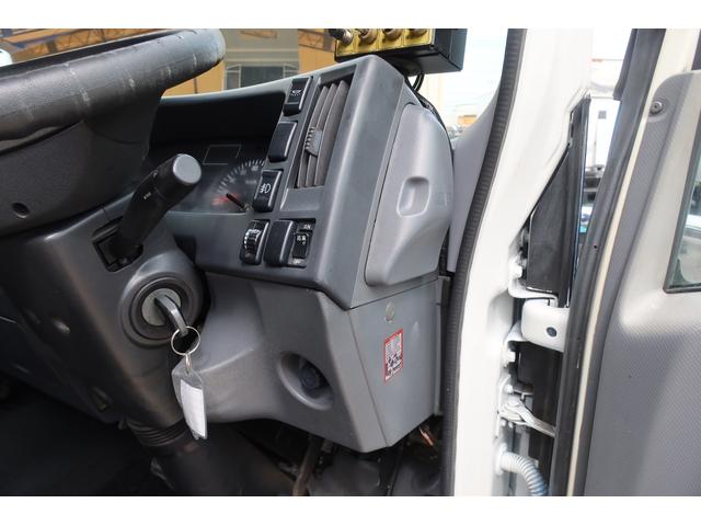 エルフトラック 　新明和　ワイドプレスパッカー車　６．０立米　積載２７００ｋｇ　汚水タンク付　連続スイッチ付（62枚目）