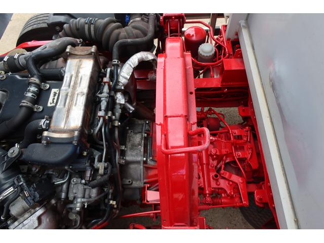 フォワード 　ワイドアルミウイング車　格納ゲート付　内寸６２００×２４１０　Ｈ２４１０　ゲート付２２９０×１５７０　後輪エアサス（56枚目）