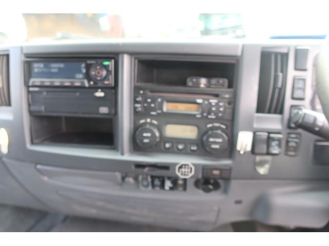 フォワード 　ワイドアルミウイング車　格納ゲート付　内寸６２００×２４１０　Ｈ２４１０　ゲート付２２９０×１５７０　後輪エアサス（70枚目）