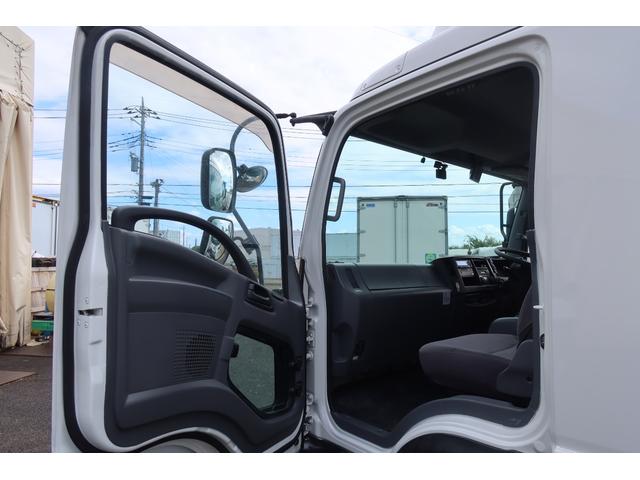 フォワード 　ワイドアルミウイング車　格納ゲート付　内寸６２００×２４１０　Ｈ２４１０　ゲート付２２９０×１５７０　後輪エアサス（75枚目）