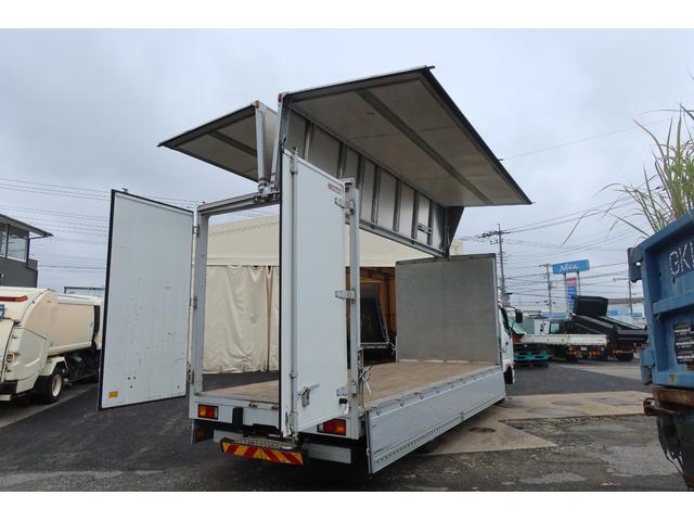 ファイター 　ワイドアルミウイング車　ラッシング２段　床フック５対　内寸６２００×２４００　Ｈ２４００　門高２２９０　門幅２２８０（11枚目）