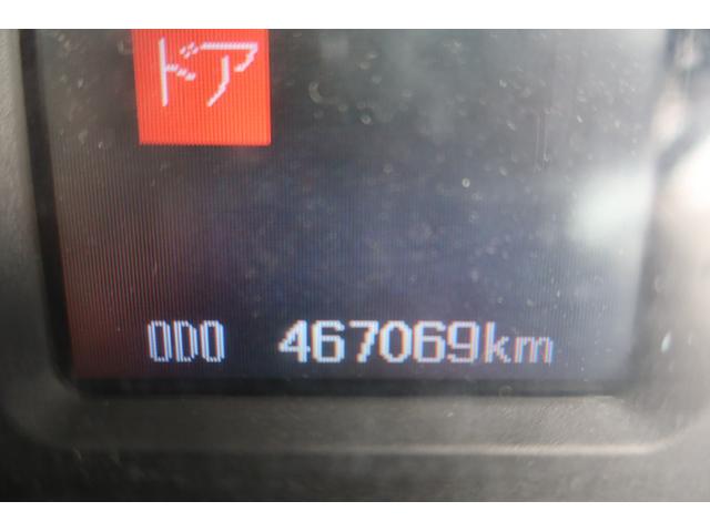 ファイター 　ワイドアルミウイング車　ラッシング２段　床フック５対　内寸６２００×２４００　Ｈ２４００　門高２２９０　門幅２２８０（70枚目）