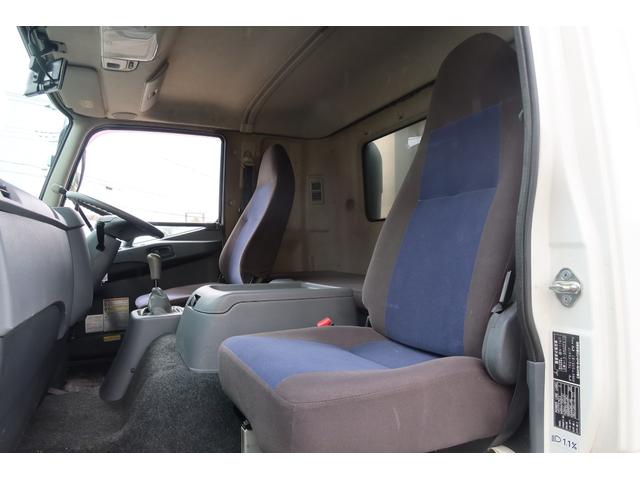 ファイター 　ワイドアルミウイング車　ラッシング２段　床フック５対　内寸６２００×２４００　Ｈ２４００　門高２２９０　門幅２２８０（73枚目）