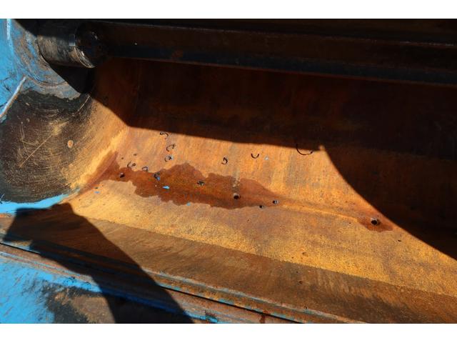 キャンター 　ワイド　極東　巻込みパッカー車　６．２立米　積載３１００ｋｇ　連続スイッチ付　汚水タンク付（15枚目）