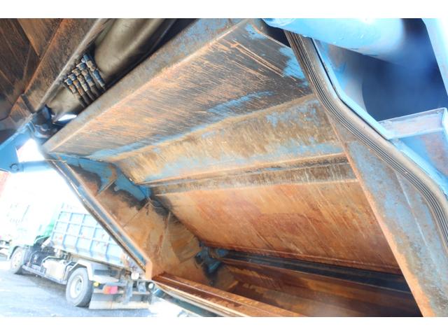 キャンター 　ワイド　極東　巻込みパッカー車　６．２立米　積載３１００ｋｇ　連続スイッチ付　汚水タンク付（24枚目）