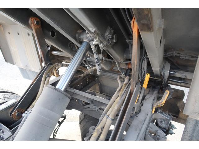 キャンター 　ワイド　極東　巻込みパッカー車　６．２立米　積載３１００ｋｇ　連続スイッチ付　汚水タンク付（36枚目）