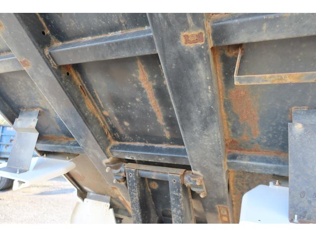 エルフトラック 　４ＷＤ　ダンプ　極東　積載２９５０ｋｇ（19枚目）