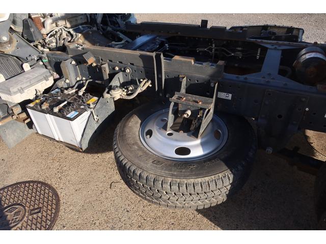 エルフトラック 　４ＷＤ　ダンプ　極東　積載２９５０ｋｇ（24枚目）