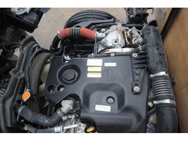 タイタントラック 標準ロング平ボディー 積載2000kg オートマ車 荷台内寸4350×1790 床フック4対(40枚目)