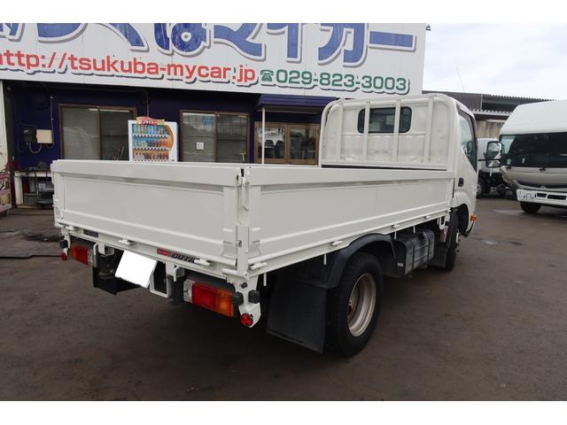 デュトロ 10尺 平ボディー 積載2000kg(5枚目)