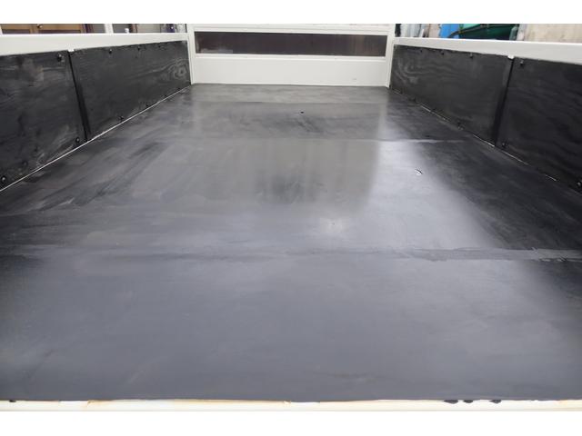 デュトロ 10尺 平ボディー 積載2000kg(11枚目)