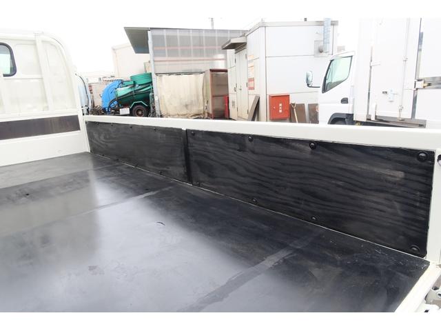 デュトロ 10尺 平ボディー 積載2000kg(13枚目)