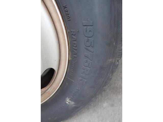 デュトロ 10尺 平ボディー 積載2000kg(22枚目)