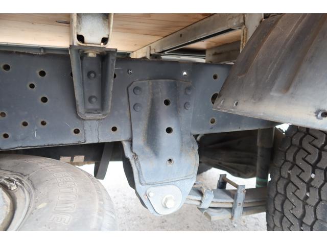 デュトロ 10尺 平ボディー 積載2000kg(25枚目)