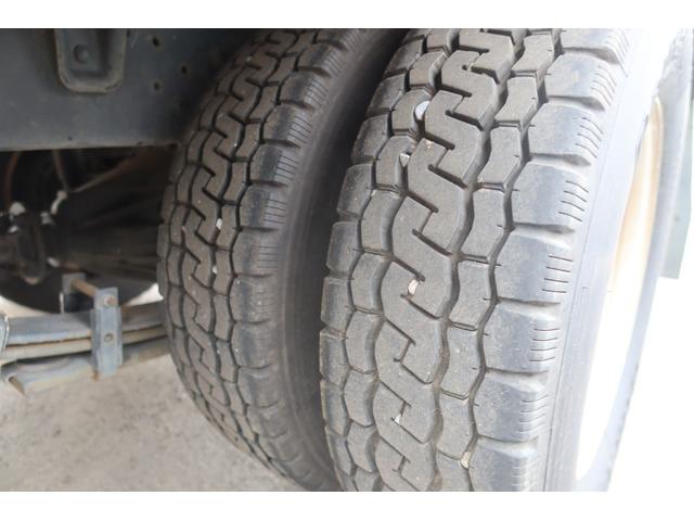 デュトロ 10尺 平ボディー 積載2000kg(26枚目)