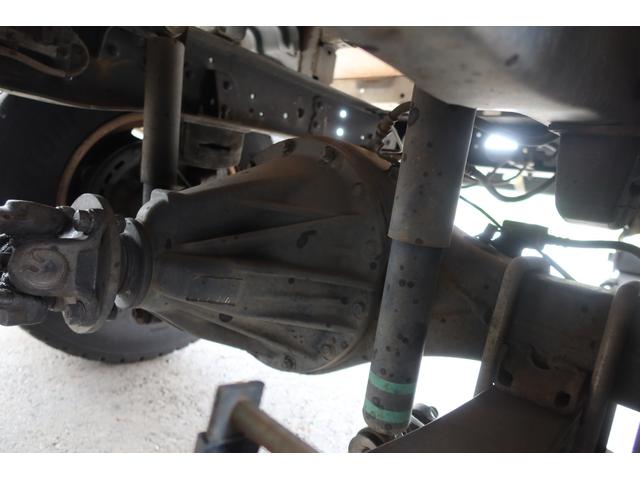 デュトロ 10尺 平ボディー 積載2000kg(27枚目)