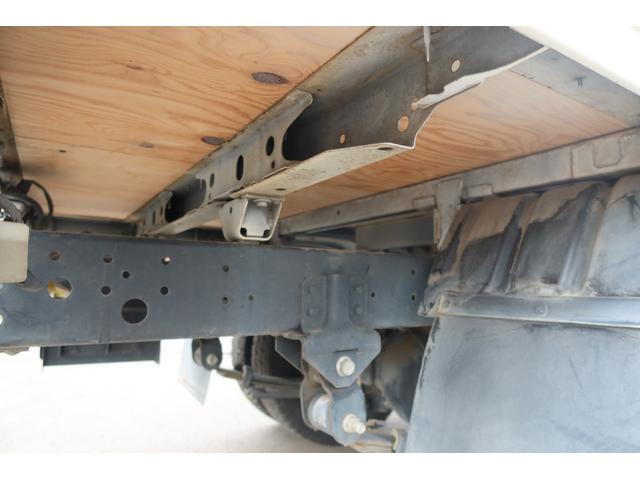 デュトロ 10尺 平ボディー 積載2000kg(29枚目)