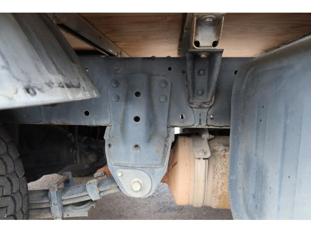 デュトロ 10尺 平ボディー 積載2000kg(34枚目)