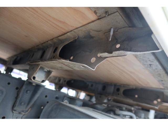 デュトロ 10尺 平ボディー 積載2000kg(36枚目)