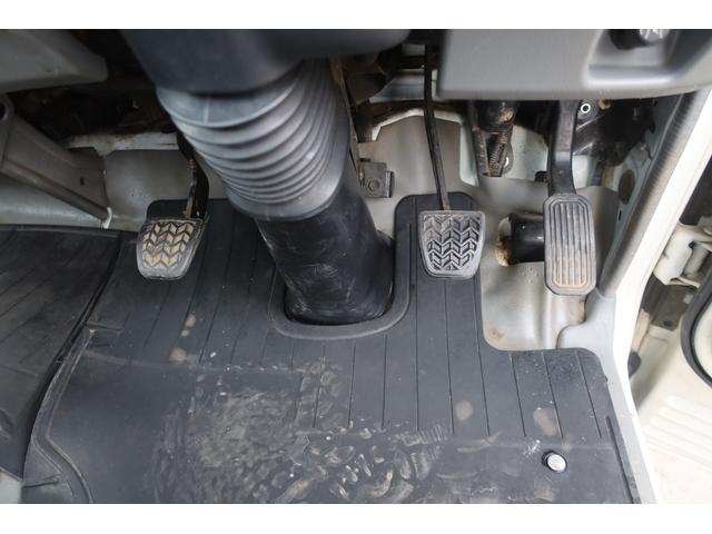 デュトロ 10尺 平ボディー 積載2000kg(47枚目)