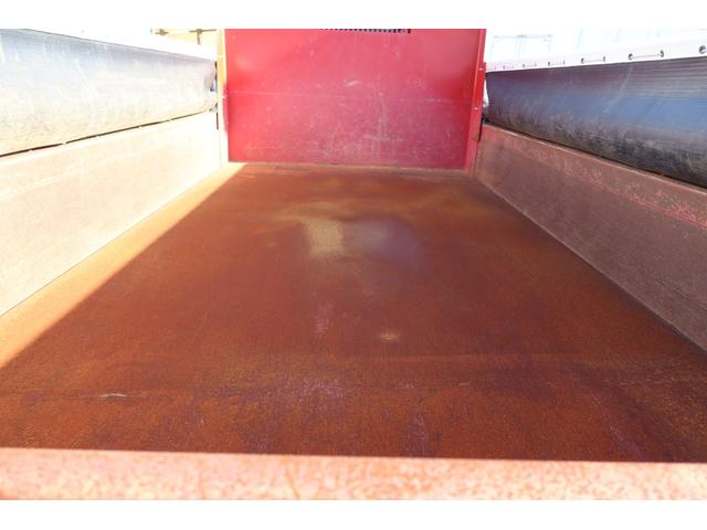 キャンター 　ダンプ　積載２０００ｋｇ　電動コボレーン（10枚目）