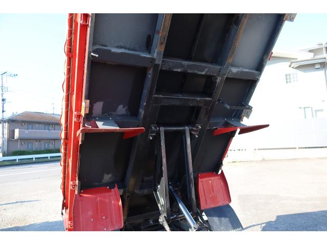 キャンター 　ダンプ　積載２０００ｋｇ　電動コボレーン（16枚目）