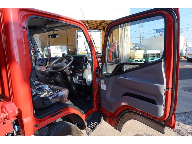 キャンター 　ダンプ　積載２０００ｋｇ　電動コボレーン（64枚目）