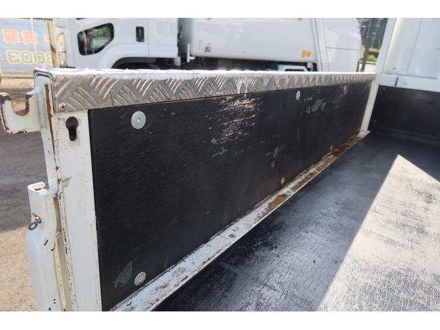 キャンター Ｗキャブ全低床　リアエアコン付（12枚目）