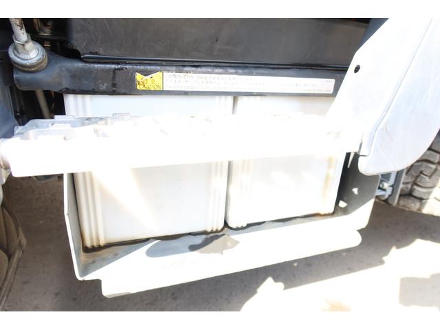 キャンター Ｗキャブ全低床　リアエアコン付（26枚目）