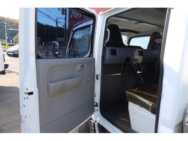 キャンター Ｗキャブ全低床　リアエアコン付（33枚目）