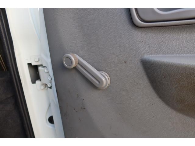 キャンター Ｗキャブ全低床　リアエアコン付（37枚目）