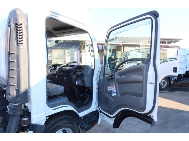 エルフトラック 　ワイド超ロング３段ラジコンクレーン　２．９３ｔ吊り　オートマ車　荷台内寸４２５０×２０８０（54枚目）