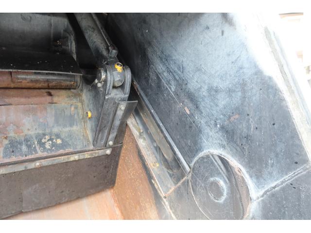 ヒノレンジャー 　極東　プレスパッカー車　６．２立米　連続スイッチ付　汚水タンク付（18枚目）