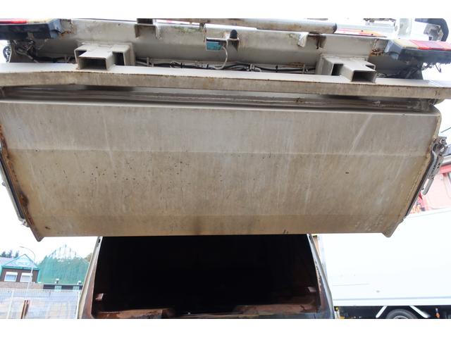 ヒノレンジャー 　極東　プレスパッカー車　６．２立米　連続スイッチ付　汚水タンク付（25枚目）