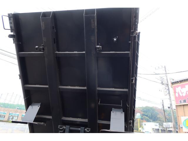 キャンター 　極東　ダンプ　積載３０００ｋｇ　手動コボレーン付（30枚目）
