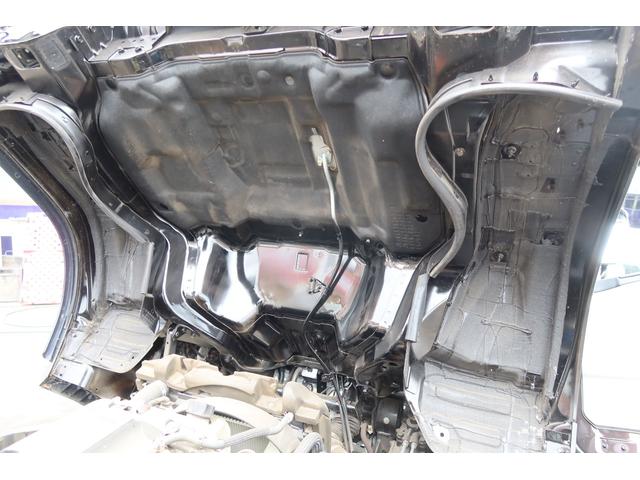 キャンター 　極東　ダンプ　積載３０００ｋｇ　手動コボレーン付（40枚目）