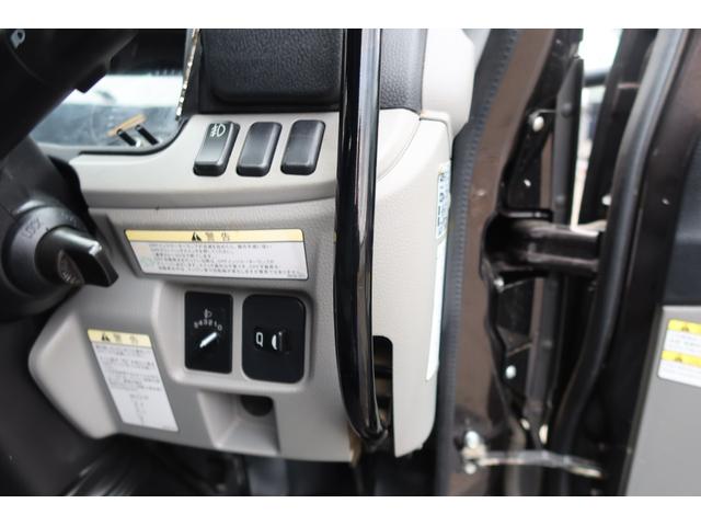 キャンター 　極東　ダンプ　積載３０００ｋｇ　手動コボレーン付（53枚目）