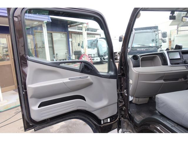 キャンター 　極東　ダンプ　積載３０００ｋｇ　手動コボレーン付（62枚目）