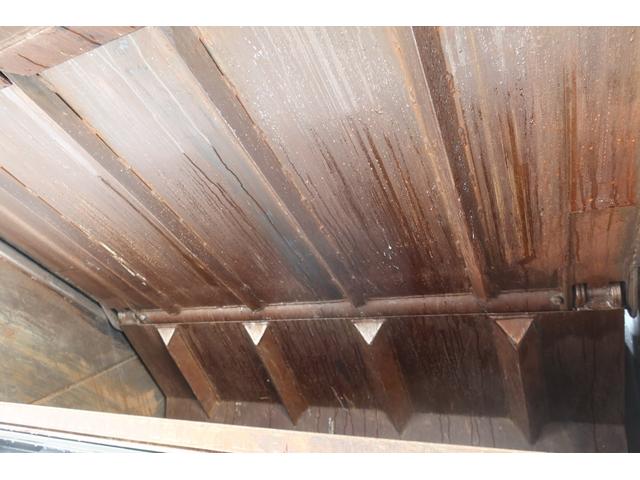 フォワード 　新明和　プレスパッカー車　８．２立米　汚水タンク付　連続スイッチ付　積載１７５０ｋｇ（24枚目）