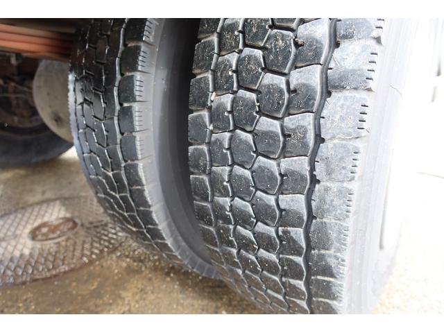 フォワード 　新明和　プレスパッカー車　８．２立米　汚水タンク付　連続スイッチ付　積載１７５０ｋｇ（42枚目）