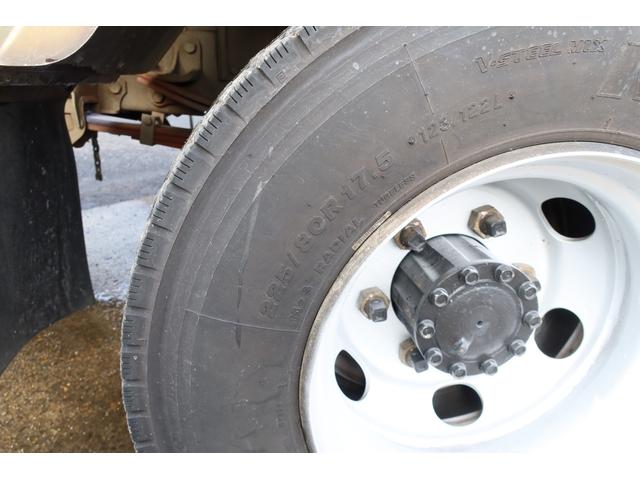 フォワード 　新明和　プレスパッカー車　８．２立米　汚水タンク付　連続スイッチ付　積載１７５０ｋｇ（43枚目）