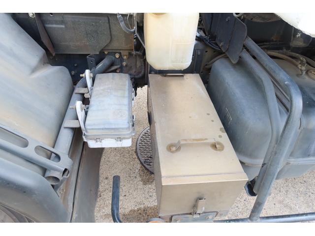 フォワード 　新明和　プレスパッカー車　８．２立米　汚水タンク付　連続スイッチ付　積載１７５０ｋｇ（51枚目）