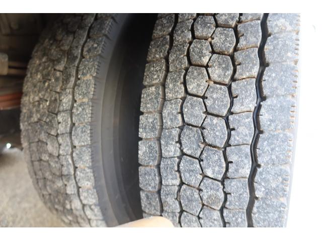 フォワード 　新明和　プレスパッカー車　８．２立米　汚水タンク付　連続スイッチ付　積載１７５０ｋｇ（53枚目）