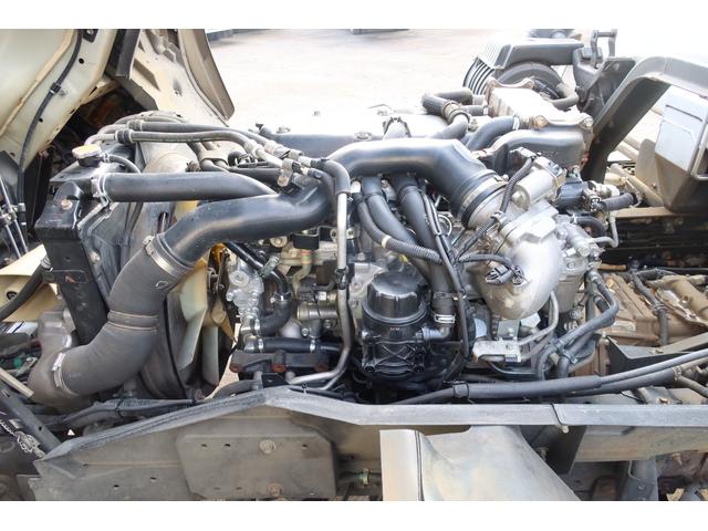 フォワード 　新明和　プレスパッカー車　８．２立米　汚水タンク付　連続スイッチ付　積載１７５０ｋｇ（56枚目）