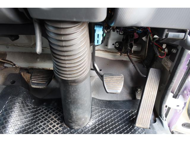 フォワード 　新明和　プレスパッカー車　８．２立米　汚水タンク付　連続スイッチ付　積載１７５０ｋｇ（65枚目）