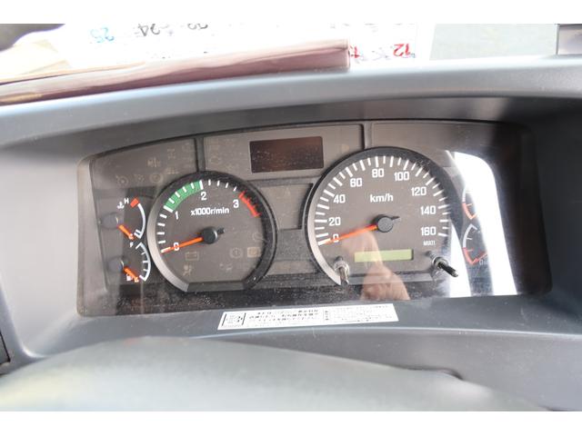 フォワード 　新明和　プレスパッカー車　８．２立米　汚水タンク付　連続スイッチ付　積載１７５０ｋｇ（69枚目）